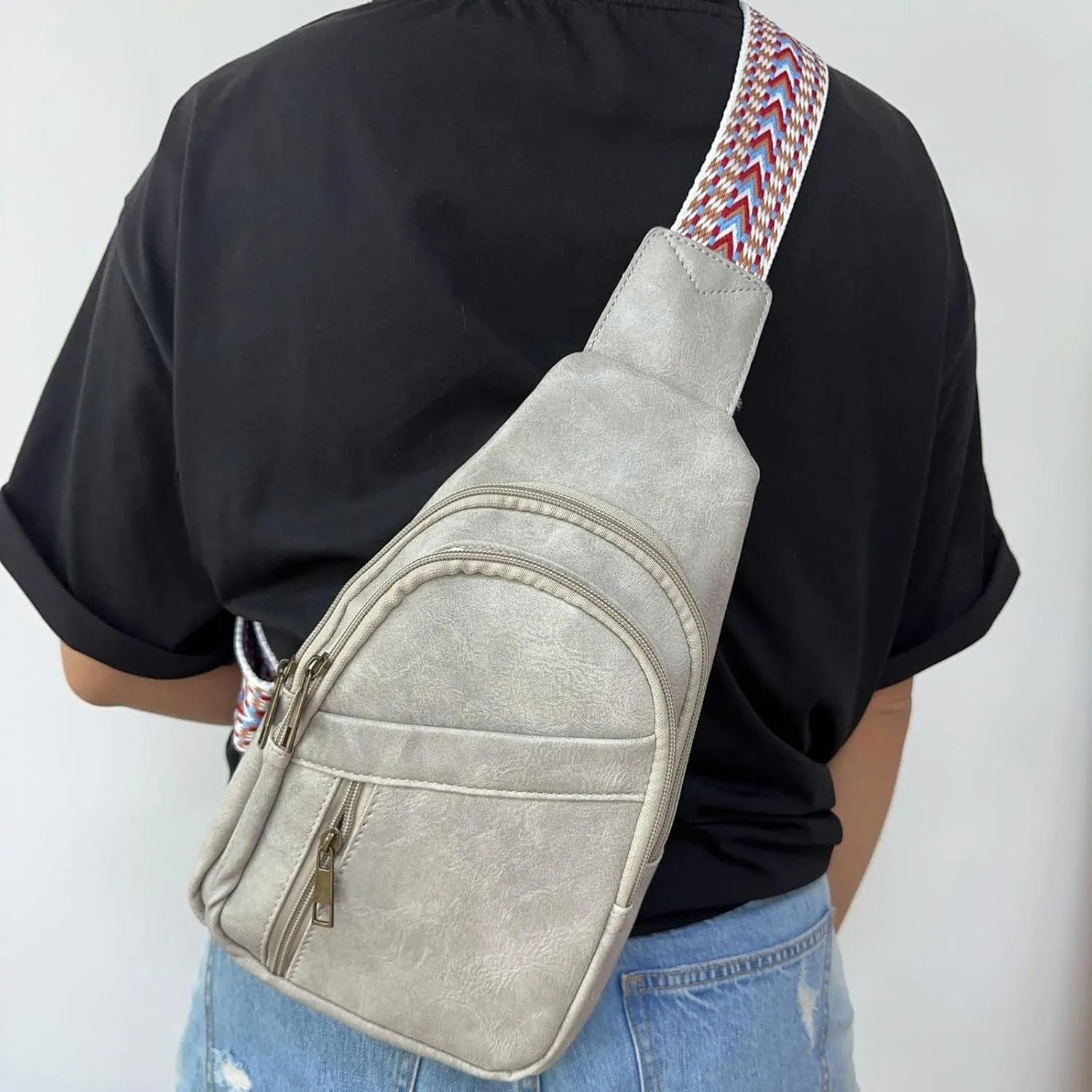 Chest Strap Small Folding Pack for Walking Women Shoulder Bag Fashion New Pattern Simple Retro Casual Chest Bag