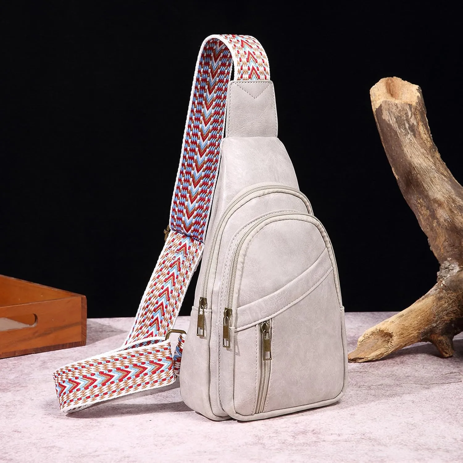 Chest Strap Small Folding Pack for Walking Women Shoulder Bag Fashion New Pattern Simple Retro Casual Chest Bag