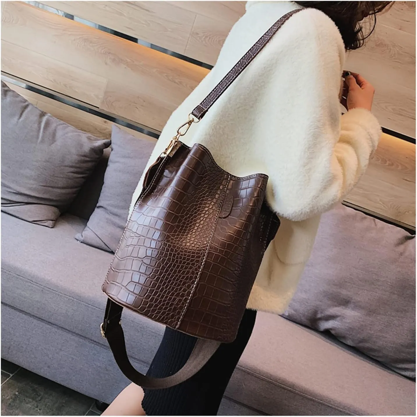 Crocodile Crossbody Bag For Women Shoulder Bag Design Women Bag Luxury Leather Bag Bucket Bag Female Handbag