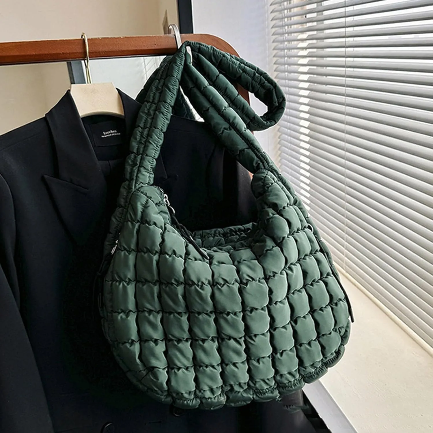 Crossbody Handbag Purse Pleated Clouds Bag Fashion Shoulder Tote Dumpling Bag Large Capacity Down Cotton Armpit Women's