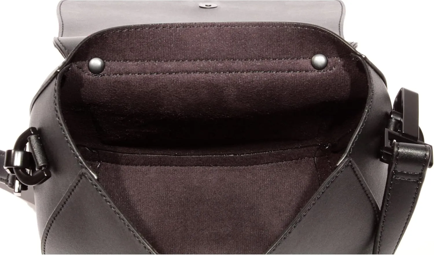 Women's Saddle Crossbody Peek-A-Boo Pocket Kitty Snout Hardware