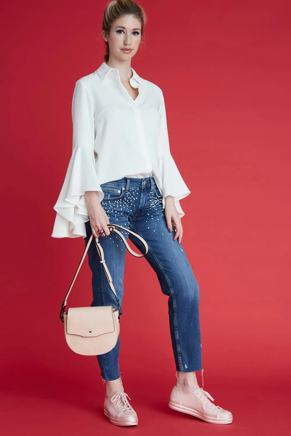 Women's Saddle Crossbody Peek-A-Boo Pocket Kitty Snout Hardware